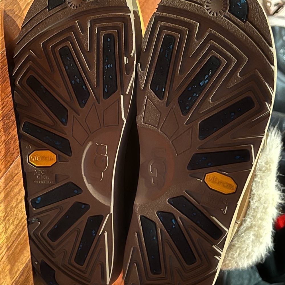 Uggs Boots - image 7